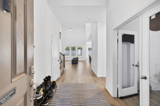 1502 Crystal Falls Drive, Montgomery, TX 77316