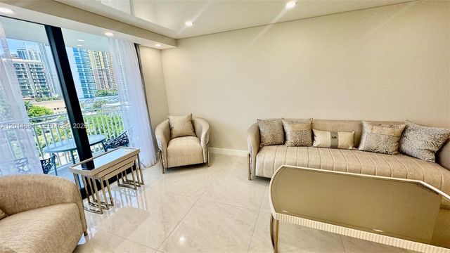 210 174th St 811, Sunny Isles Beach, FL 33160