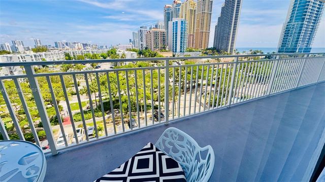 210 174th St 811, Sunny Isles Beach, FL 33160