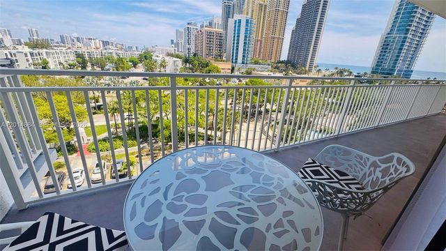 210 174th St 811, Sunny Isles Beach, FL 33160