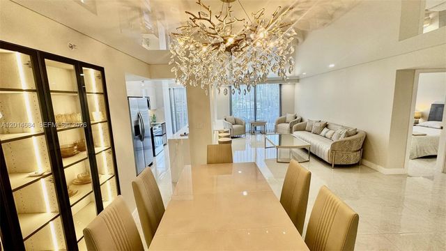 210 174th St 811, Sunny Isles Beach, FL 33160