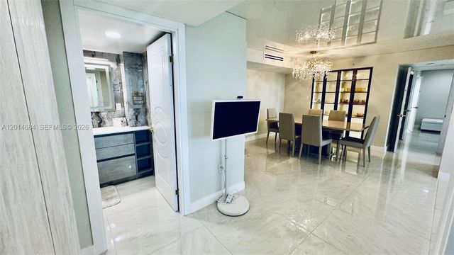 210 174th St 811, Sunny Isles Beach, FL 33160