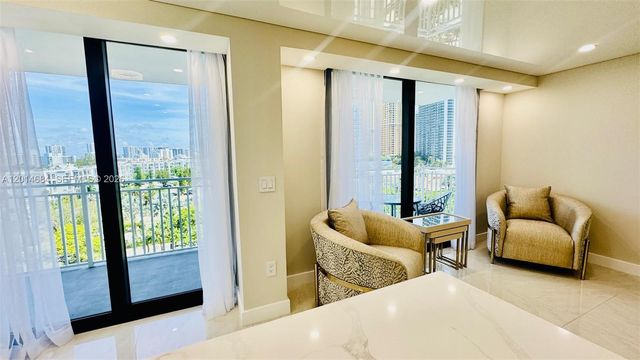 210 174th St 811, Sunny Isles Beach, FL 33160