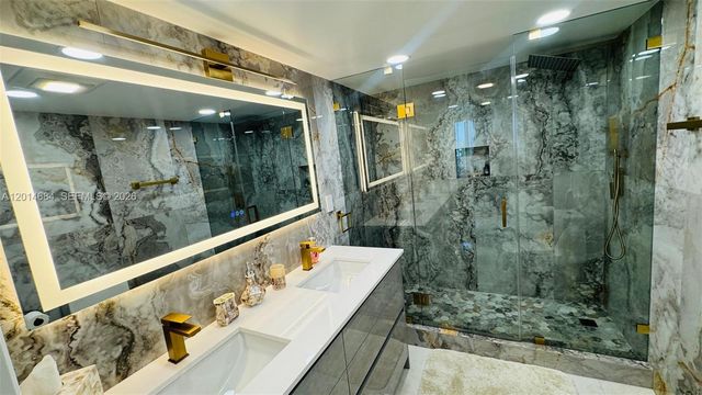 210 174th St 811, Sunny Isles Beach, FL 33160