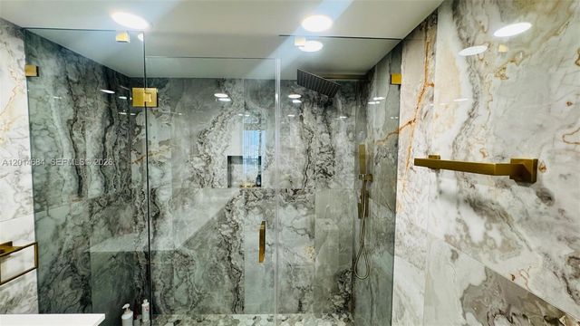 210 174th St 811, Sunny Isles Beach, FL 33160