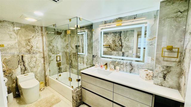 210 174th St 811, Sunny Isles Beach, FL 33160