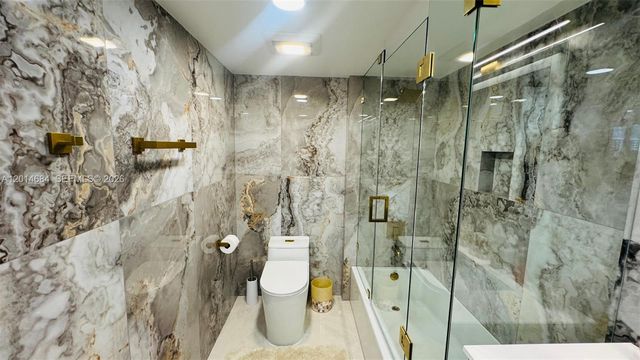 210 174th St 811, Sunny Isles Beach, FL 33160