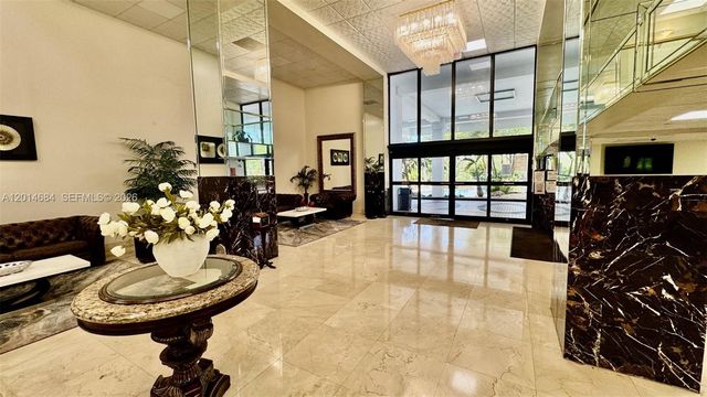 210 174th St 811, Sunny Isles Beach, FL 33160