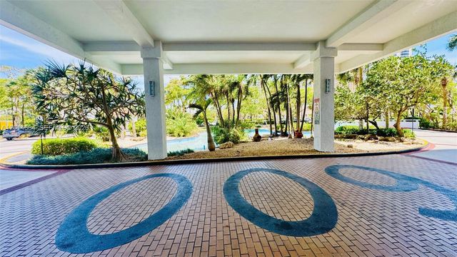 210 174th St 811, Sunny Isles Beach, FL 33160