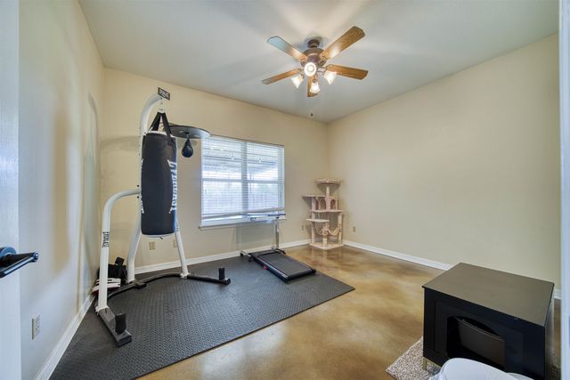 121 Oak Hill Lane, Diana, TX 75640