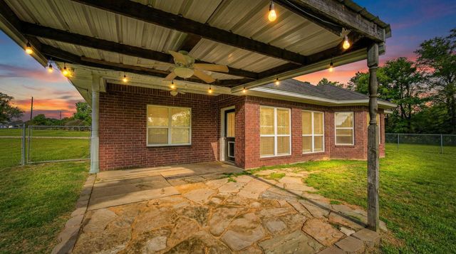 121 Oak Hill Lane, Diana, TX 75640