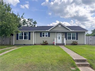 5557 Aurora DR, Virginia Beach, VA 23455
