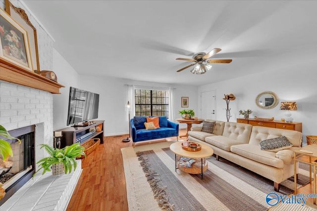 3233 Creek Path Road, Guntersville, AL 35976