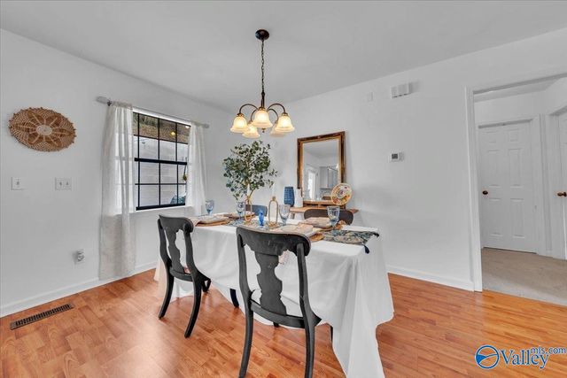 3233 Creek Path Road, Guntersville, AL 35976