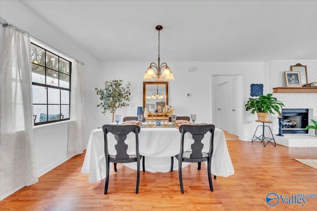 3233 Creek Path Road, Guntersville, AL 35976