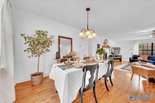 3233 Creek Path Road, Guntersville, AL 35976