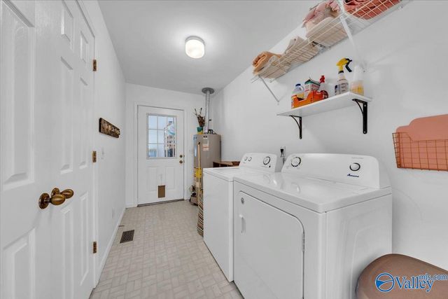 3233 Creek Path Road, Guntersville, AL 35976