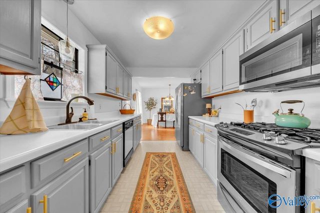 3233 Creek Path Road, Guntersville, AL 35976