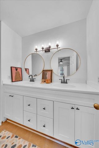 3233 Creek Path Road, Guntersville, AL 35976