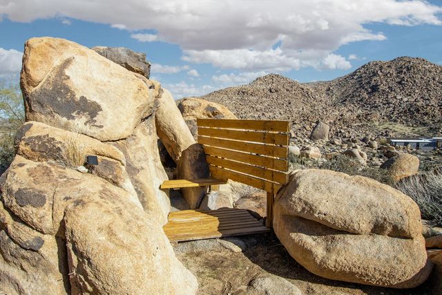 7201 Alturas Drive, Joshua Tree, CA 92252