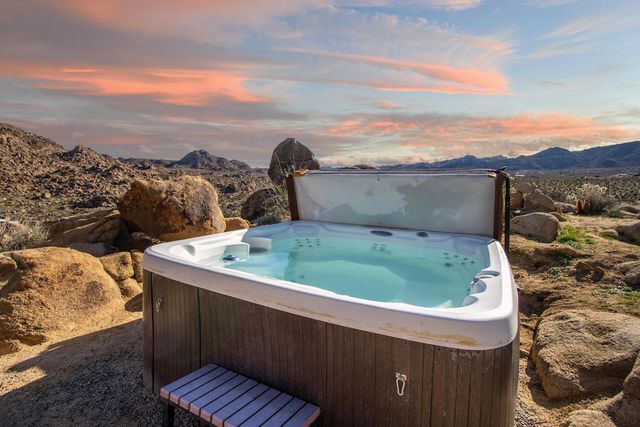 7201 Alturas Drive, Joshua Tree, CA 92252