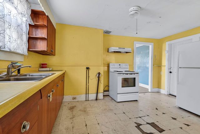 11-13 Jackson Street, Hillsborough, NH 03244