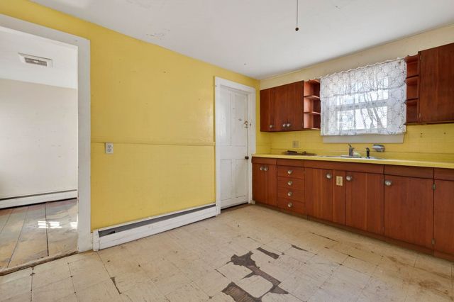 11-13 Jackson Street, Hillsborough, NH 03244