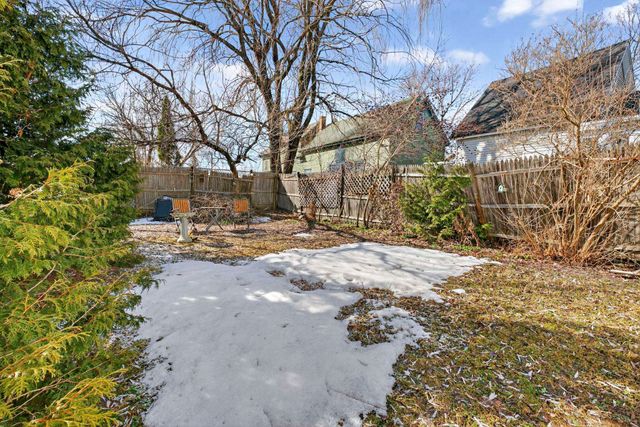 11-13 Jackson Street, Hillsborough, NH 03244