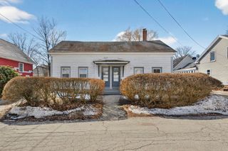 11-13 Jackson Street, Hillsborough, NH 03244