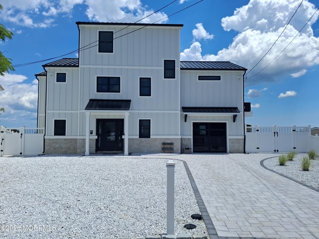 166 N Spinnaker Drive, Little Egg Harbor, NJ 08087