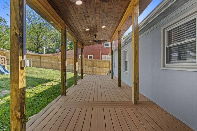 408 N 3rd Street, Danville, KY 40422