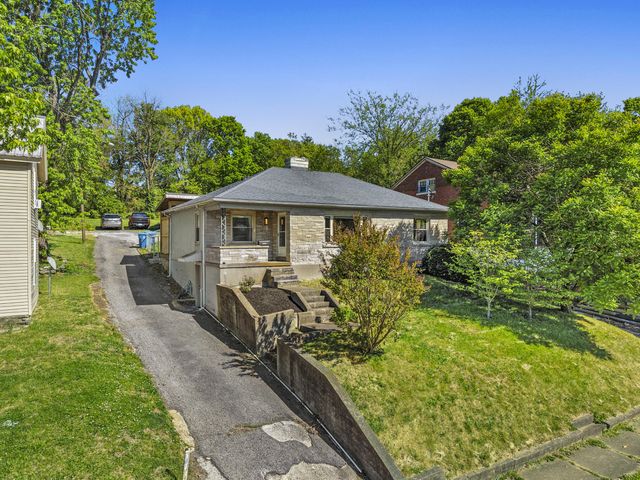 408 N 3rd Street, Danville, KY 40422