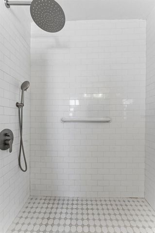 1824 59TH WAY N, St Petersburg, FL 33710