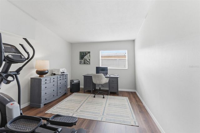 1824 59TH WAY N, St Petersburg, FL 33710