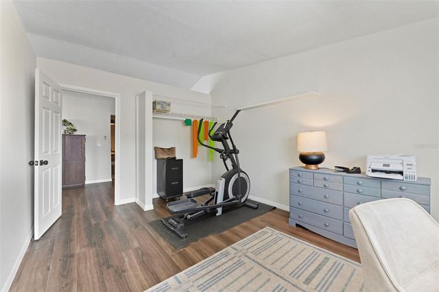 1824 59TH WAY N, St Petersburg, FL 33710