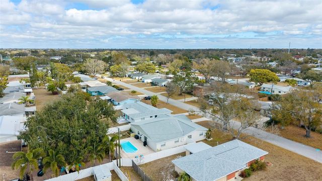 1824 59TH WAY N, St Petersburg, FL 33710