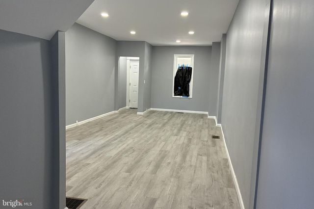 320 RUTHERFORD AVE, Trenton, NJ 08618