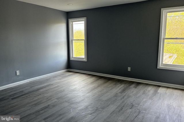 320 RUTHERFORD AVE, Trenton, NJ 08618