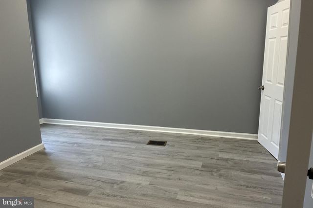 320 RUTHERFORD AVE, Trenton, NJ 08618