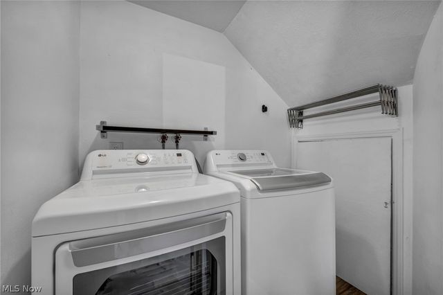 15 Meadowlawn Drive 9, Mentor, OH 44060