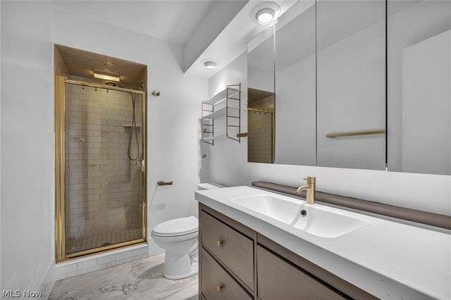 15 Meadowlawn Drive 9, Mentor, OH 44060