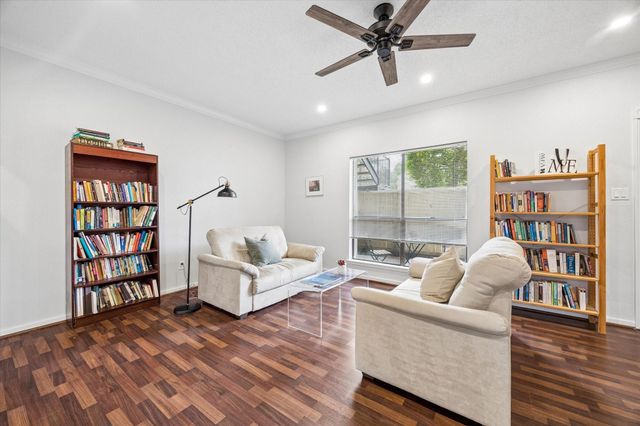 1100 Augusta Drive 25, Houston, TX 77057