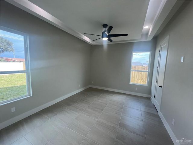 3912 W Zimmerius Avenue, Mcallen, TX 78504