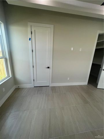 3912 W Zimmerius Avenue, Mcallen, TX 78504