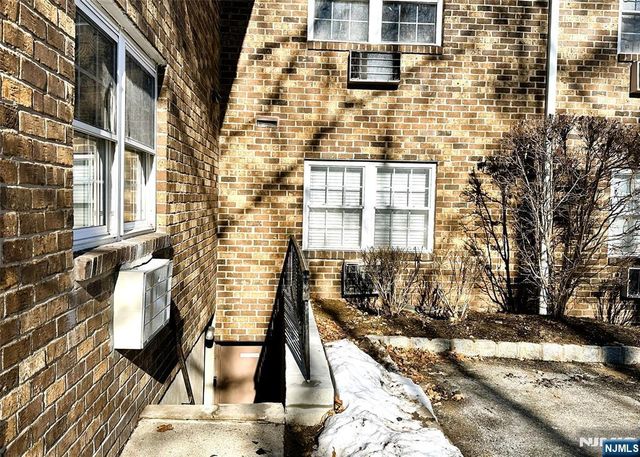 66 S Franklin Turnpike 72, Ramsey, NJ 07446