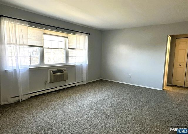 66 S Franklin Turnpike 72, Ramsey, NJ 07446