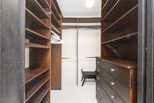 7575 Pelican Bay BLVD 1008, Naples, FL 34108