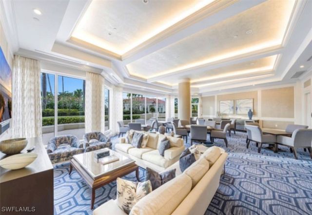 7575 Pelican Bay BLVD 1008, Naples, FL 34108