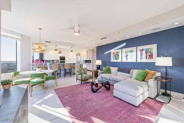 7575 Pelican Bay BLVD 1008, Naples, FL 34108