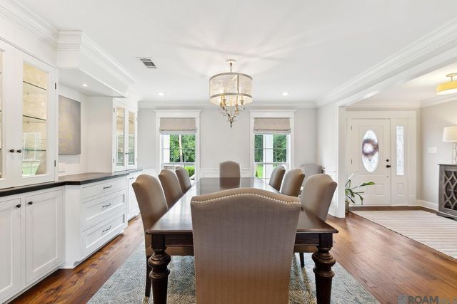 8196 Wildwood Dr, Denham Springs, LA 70706